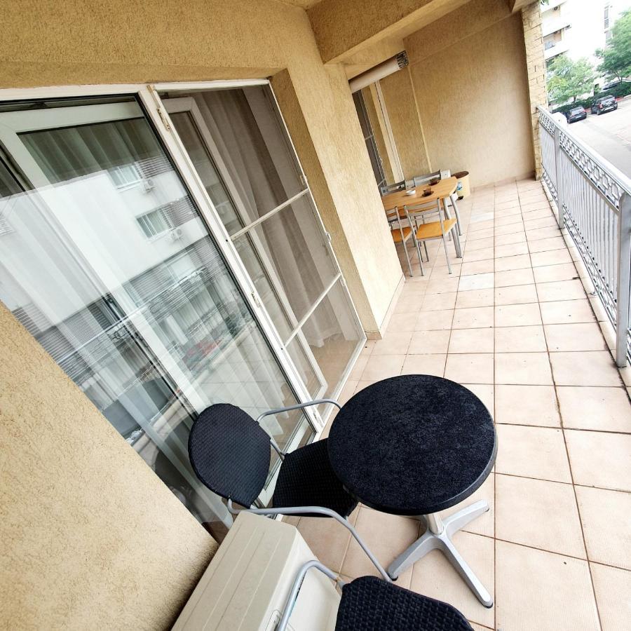Summer Lake Appartement Mamaia Buitenkant foto