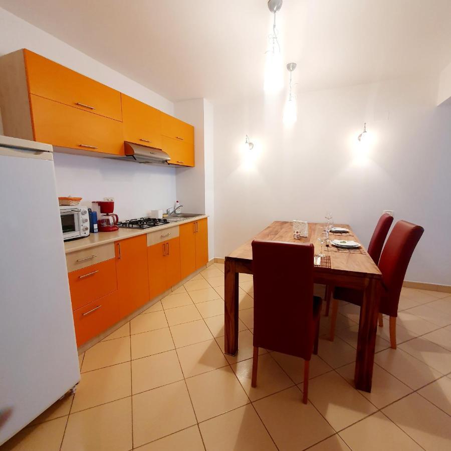 Summer Lake Appartement Mamaia Buitenkant foto